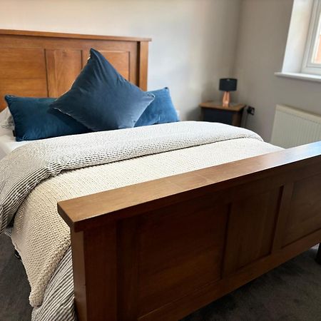 Spacious Apartment Nec Bhx Solihull Luaran gambar