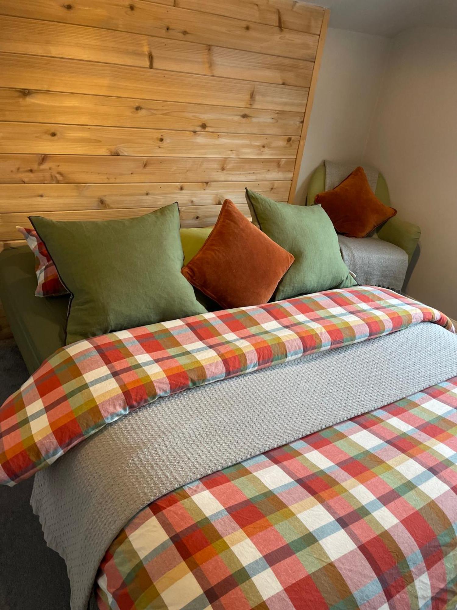 Spacious Apartment Nec Bhx Solihull Luaran gambar